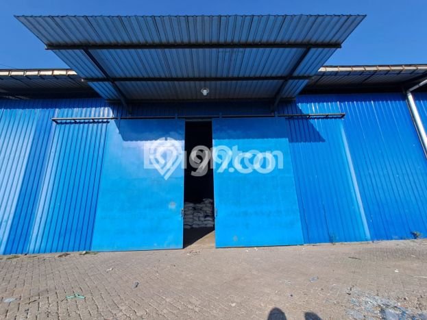 Lokasi Strategis! Dijual Gudang Bisnis di Beji, Pasuruan Kondisi Baik Lokasi Strategis! Dijual Gudang Bisnis di Beji, Pasuruan Kondisi Baik