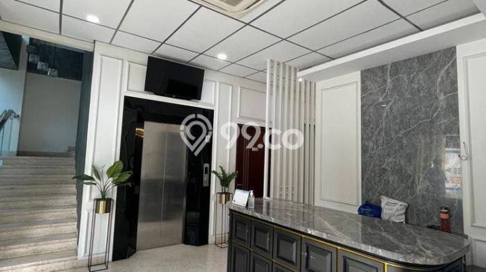 Unit Kantor Dijual di Jakarta Selatan LT 320m2 & LB 700m2 Unit Kantor Dijual di Jakarta Selatan LT 320m2 & LB 700m2