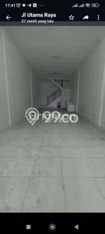 Ruko Disewakan di Jelambar, Luas 240m², Area Bisnis, Jalan Utama Ruko Disewakan di Jelambar, Luas 240m², Area Bisnis, Jalan Utama