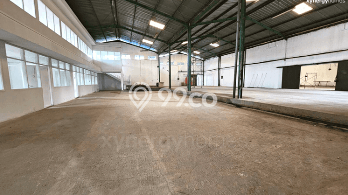 Gudang Premium Kawasan Leuwi Gajah, Luas 1500m², Mainroad, Area Bisnis Aktif Gudang Premium Kawasan Leuwi Gajah, Luas 1500m², Mainroad, Area Bisnis Aktif