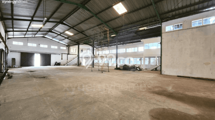 Gudang Premium Kawasan Leuwi Gajah, Luas 1500m², Mainroad, Area Bisnis Aktif Gudang Premium Kawasan Leuwi Gajah, Luas 1500m², Mainroad, Area Bisnis Aktif