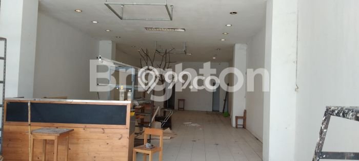 HARGA SPESIAL! Ruko Kawasan Depok, Luas 120m², Area Strategis HARGA SPESIAL! Ruko Kawasan Depok, Luas 120m², Area Strategis