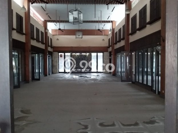 Unit Komersial Dijual di Serpong Tangerang Selatan Luas Bangunan 1500m2 Unit Komersial Dijual di Serpong Tangerang Selatan Luas Bangunan 1500m2