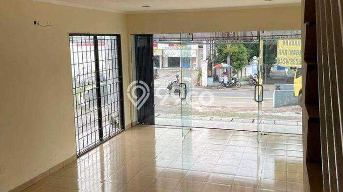 Ruko For Rent di Setiabudi, Luas 200m², Lokasi Strategis, Siap Usaha Ruko For Rent di Setiabudi, Luas 200m², Lokasi Strategis, Siap Usaha
