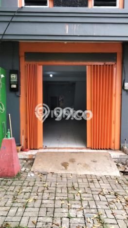 LOKASI PREMIUM! Ruko di Mojolangu, Luas 192m2m², Mainroad, Area Bisnis LOKASI PREMIUM! Ruko di Mojolangu, Luas 192m2m², Mainroad, Area Bisnis