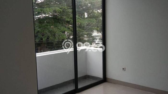 Ruko Dijual di Prime Area Bandung Luas 160m2 Ruko Dijual di Prime Area Bandung Luas 160m2