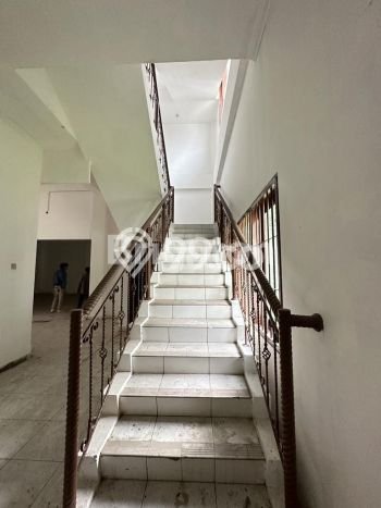 Disewakan Ruko di Kawasan Ramai Dauhpuri Kelod Luas 1000m2 Disewakan Ruko di Kawasan Ramai Dauhpuri Kelod Luas 1000m2