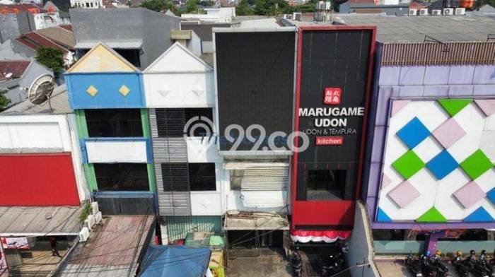 Ruko Dijual di Tebet LT 106m2, LB 192m2 Solusi Investasi Cerdas Ruko Dijual di Tebet LT 106m2, LB 192m2 Solusi Investasi Cerdas