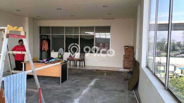 Untuk Dijual! Ruko di Kopo Bandung LT 230m2 / LB 152m2 Kawasan Bisnis Untuk Dijual! Ruko di Kopo Bandung LT 230m2 / LB 152m2 Kawasan Bisnis