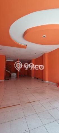 Disewakan Ruko komersial di Cilandak luas bangunan 208m2 Disewakan Ruko komersial di Cilandak luas bangunan 208m2