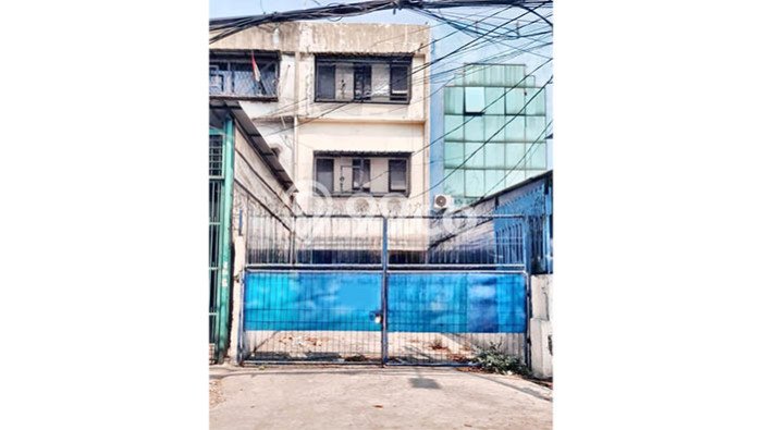 Ruko Dijual di Prime Area Jakarta Barat Luas 316m2 Ruko Dijual di Prime Area Jakarta Barat Luas 316m2