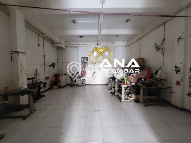 Unit Ruko Dijual di Jakarta Barat LT 97m2 & LB 257m2 Unit Ruko Dijual di Jakarta Barat LT 97m2 & LB 257m2