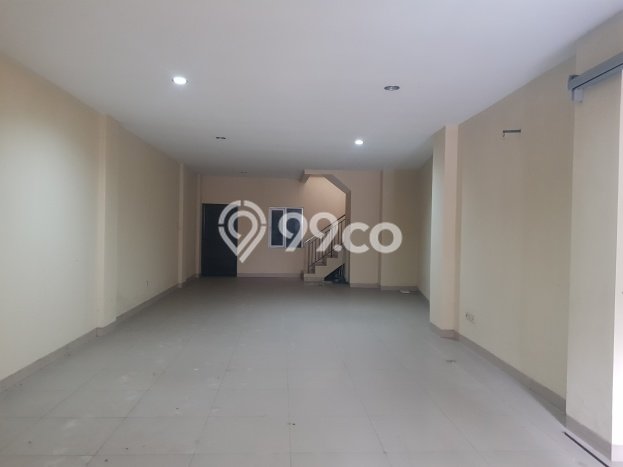Ruko di Cicaheum, Luas 150m², Lokasi Bisnis, Disewakan Ruko di Cicaheum, Luas 150m², Lokasi Bisnis, Disewakan