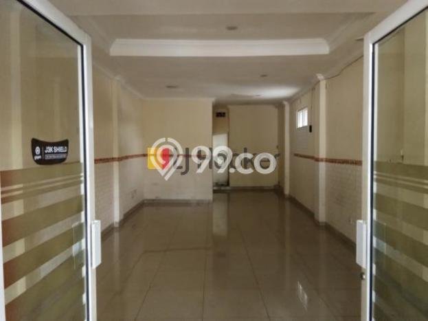 LOKASI STRATEGIS! Ruko Disewakan Kawasan Grogol, Luas 240m², Kawasan Ramai LOKASI STRATEGIS! Ruko Disewakan Kawasan Grogol, Luas 240m², Kawasan Ramai