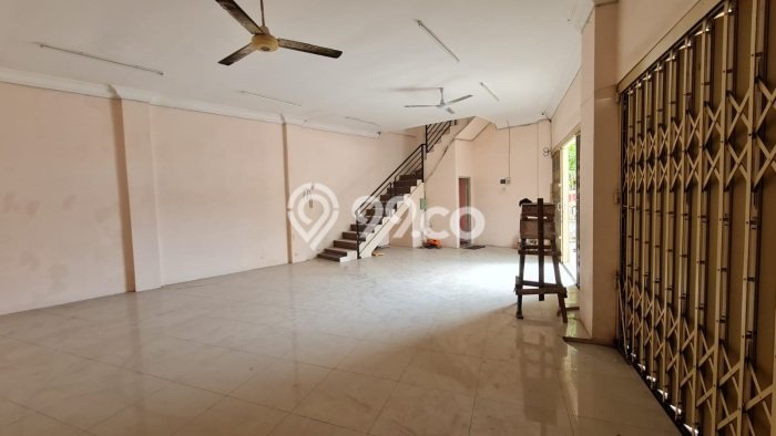 Unit Ruko Dijual di Mulyorejo Surabaya Luas Tanah 80m2, Luas Bangunan 120m2 Unit Ruko Dijual di Mulyorejo Surabaya Luas Tanah 80m2, Luas Bangunan 120m2