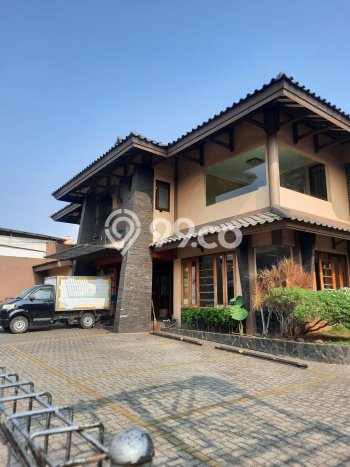 INVESTASI MENGUNTUNGKAN! Ruko di Bintaro, Luas 635m², Nilai Profit Tinggi INVESTASI MENGUNTUNGKAN! Ruko di Bintaro, Luas 635m², Nilai Profit Tinggi