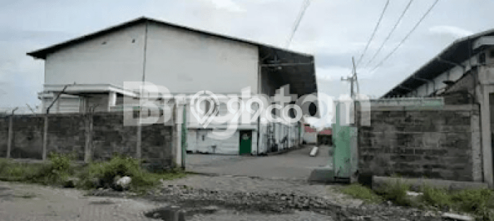 Unit Gudang Dijual di Asemrowo Surabaya Luas Bangunan 2500m2 Unit Gudang Dijual di Asemrowo Surabaya Luas Bangunan 2500m2