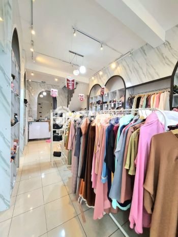 Ruko Bagus LT 76m2 LB 120m2 Dijual di Lowokwaru Malang Ruko Bagus LT 76m2 LB 120m2 Dijual di Lowokwaru Malang