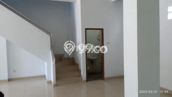 SEWA TERJANGKAU! Ruko Kawasan Cibinong, Luas 855m2m², Area Komersial SEWA TERJANGKAU! Ruko Kawasan Cibinong, Luas 855m2m², Area Komersial