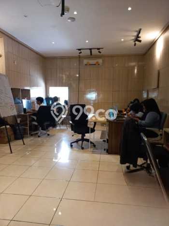 Ruko Komersial Dijual di Kebayoran Lama Jakarta Selatan LT 209m2 & LB 393m2 Ruko Komersial Dijual di Kebayoran Lama Jakarta Selatan LT 209m2 & LB 393m2