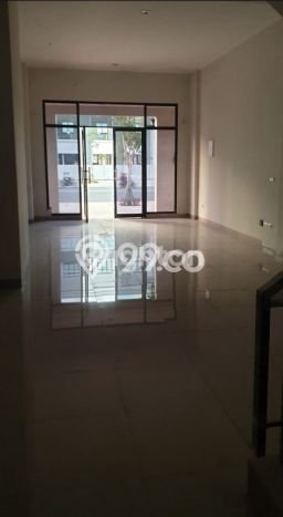 Lokasi Strategis! Dijual Ruko Bisnis di Kelapa Gading, Jakarta Utara Kondisi Bagus Lokasi Strategis! Dijual Ruko Bisnis di Kelapa Gading, Jakarta Utara Kondisi Bagus