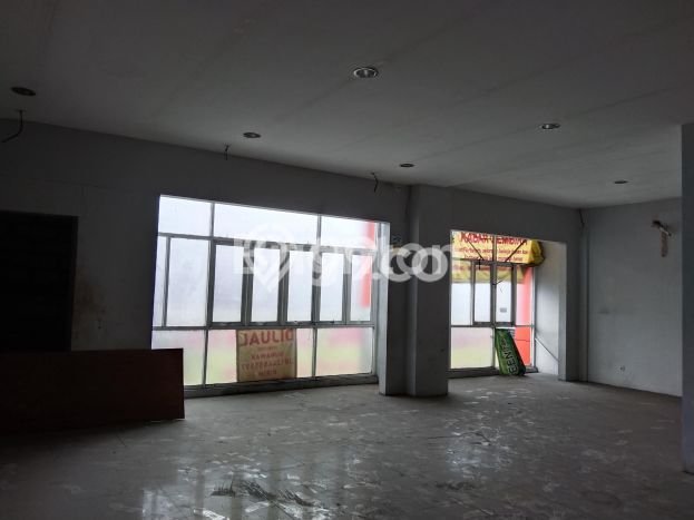 Ruko Bagus LT 187m2 LB 410m2 Dijual di Godean Sleman Ruko Bagus LT 187m2 LB 410m2 Dijual di Godean Sleman