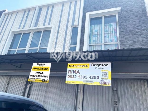 Ruko Strategis Kawasan , Luas 104m2m², Area Bisnis, Tingkat Keramaian Tinggi Ruko Strategis Kawasan , Luas 104m2m², Area Bisnis, Tingkat Keramaian Tinggi