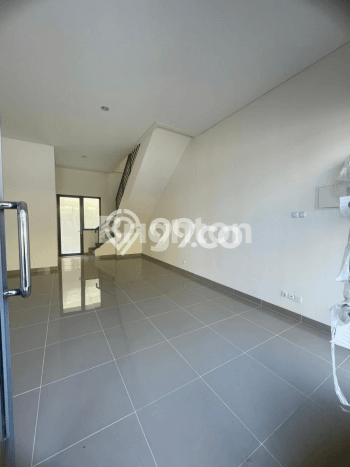 Unit Komersial Disewakan di Tangerang Area Strategis Harga Kompetitif Unit Komersial Disewakan di Tangerang Area Strategis Harga Kompetitif