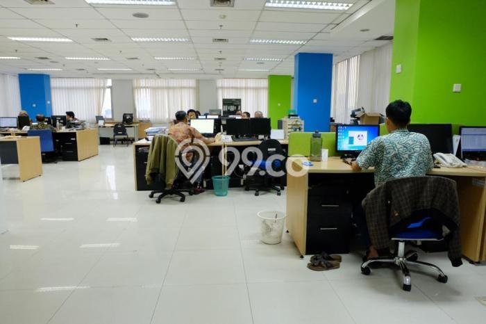 Kantor Dijual di Mampang Prapatan LT 1982m2, LB 4219m2 untuk Investasi Kantor Dijual di Mampang Prapatan LT 1982m2, LB 4219m2 untuk Investasi