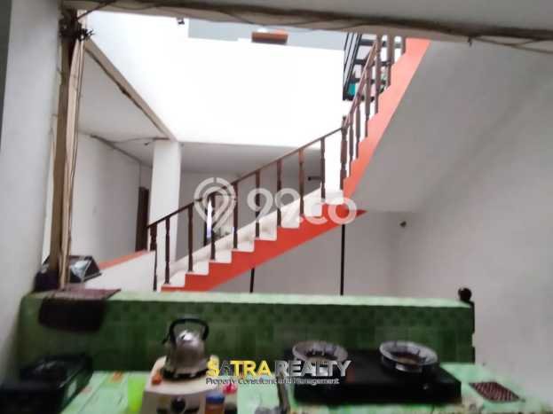 Unit Ruko Dijual di Jakarta Pusat LT 337m2 & LB 1092m2 Unit Ruko Dijual di Jakarta Pusat LT 337m2 & LB 1092m2