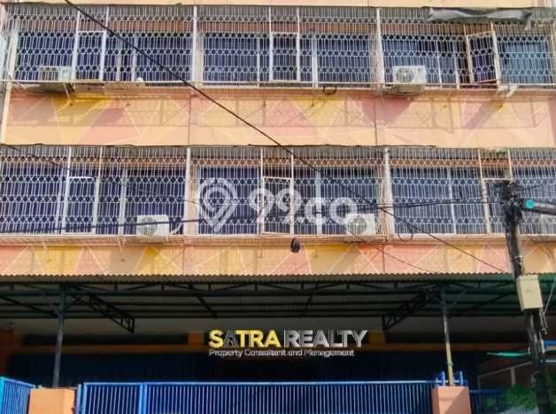 Unit Ruko Dijual di Jakarta Pusat LT 337m2 & LB 1092m2 Unit Ruko Dijual di Jakarta Pusat LT 337m2 & LB 1092m2