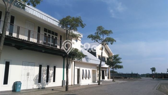 Pabrik Paling Dicari LB 12000m2 Dijual di Cerme Pabrik Paling Dicari LB 12000m2 Dijual di Cerme