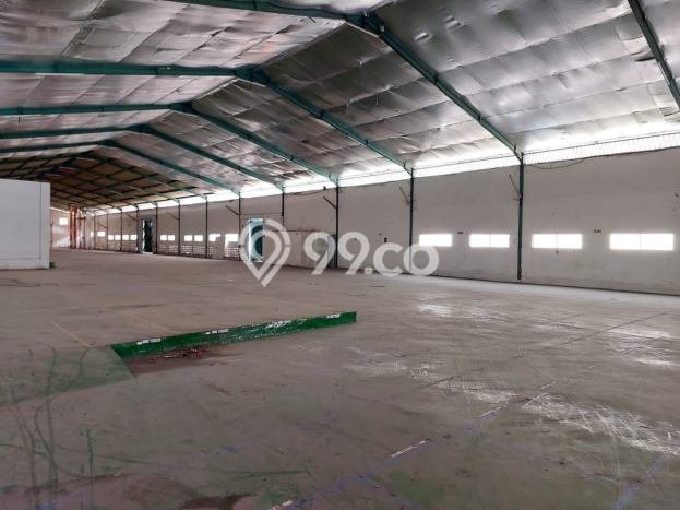 Area Ramai! Gudang Dijual di Waru untuk Bisnis Luas Bangunan 10000m2 Area Ramai! Gudang Dijual di Waru untuk Bisnis Luas Bangunan 10000m2