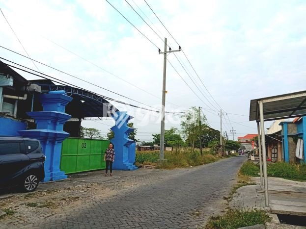 Gudang Komersial Dijual di Cerme Gresik LT 1215m2 & LB 800m2 Gudang Komersial Dijual di Cerme Gresik LT 1215m2 & LB 800m2
