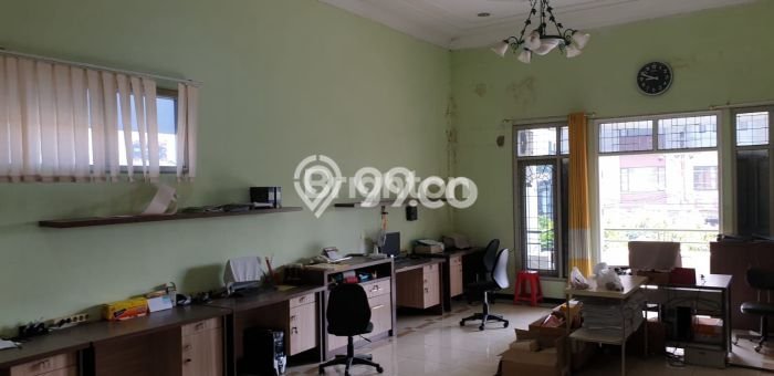 Unit Ruko Dijual di Semarang Tengah Semarang Luas Tanah 285m2, Luas Bangunan 450m2 Unit Ruko Dijual di Semarang Tengah Semarang Luas Tanah 285m2, Luas Bangunan 450m2