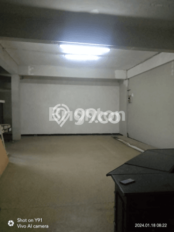 Ruko Disewakan di Area Ramai Tanah Abang, Jakarta Pusat Ruko Disewakan di Area Ramai Tanah Abang, Jakarta Pusat