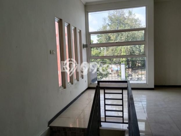 Ruko Komersial Dijual di Mlati Sleman LT 231m2 & LB 380m2 Ruko Komersial Dijual di Mlati Sleman LT 231m2 & LB 380m2