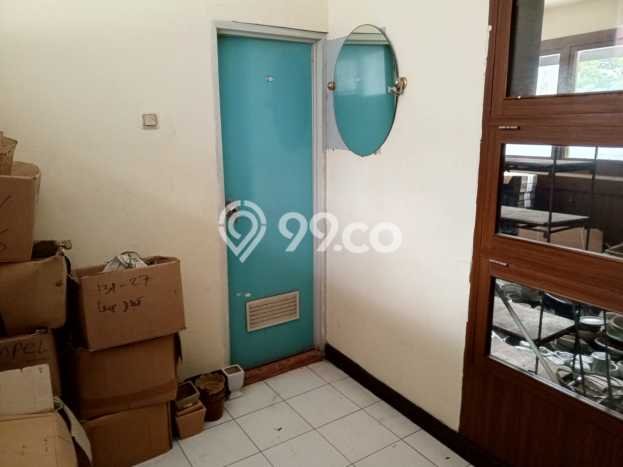 Unit Komersial Disewakan di Tangerang Selatan Area Strategis Harga Kompetitif Unit Komersial Disewakan di Tangerang Selatan Area Strategis Harga Kompetitif