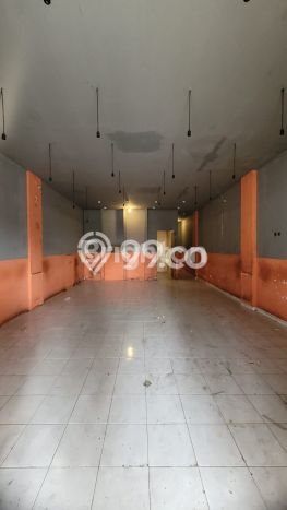 LOKASI TERBAIK! Ruko di Pancoran Mas, Luas 225m2m², Jalan Strategis LOKASI TERBAIK! Ruko di Pancoran Mas, Luas 225m2m², Jalan Strategis
