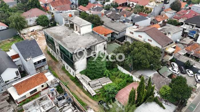 Unit Komersial Dijual di Jakarta Selatan LT 1890m2 & LB 1125m2 Unit Komersial Dijual di Jakarta Selatan LT 1890m2 & LB 1125m2