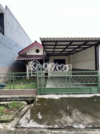 Ruko Premium di Tapos, Luas 80m2m², Lokasi Bisnis, Ramai Ruko Premium di Tapos, Luas 80m2m², Lokasi Bisnis, Ramai