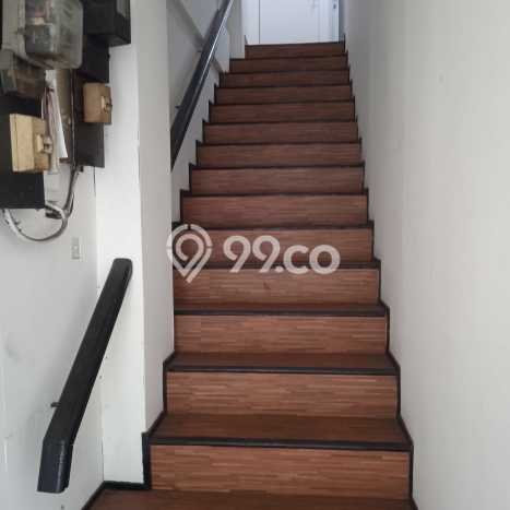 Unit Ruko Dijual di Jakarta Selatan LT 101m2 & LB 275m2 Unit Ruko Dijual di Jakarta Selatan LT 101m2 & LB 275m2