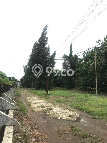 Area Ramai! Pabrik Dijual di Tangerang untuk Bisnis Luas Bangunan 3100m2 Area Ramai! Pabrik Dijual di Tangerang untuk Bisnis Luas Bangunan 3100m2