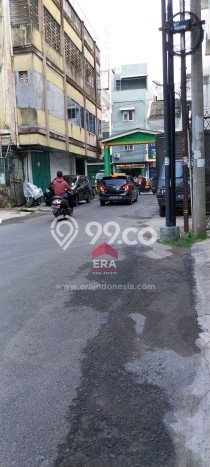 Untuk Dijual Ruko di Medan Kota Medan LT 96m2 / LB 288m2 Untuk Dijual Ruko di Medan Kota Medan LT 96m2 / LB 288m2