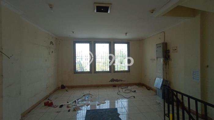 Untuk Dijual! Ruko di Harapan Indah Bekasi LT 90m2 / LB 225m2 Kawasan Bisnis Untuk Dijual! Ruko di Harapan Indah Bekasi LT 90m2 / LB 225m2 Kawasan Bisnis
