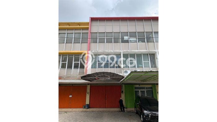 HARGA SPESIAL! Ruko Kawasan Kalideres, Luas 100m², Area Utama HARGA SPESIAL! Ruko Kawasan Kalideres, Luas 100m², Area Utama