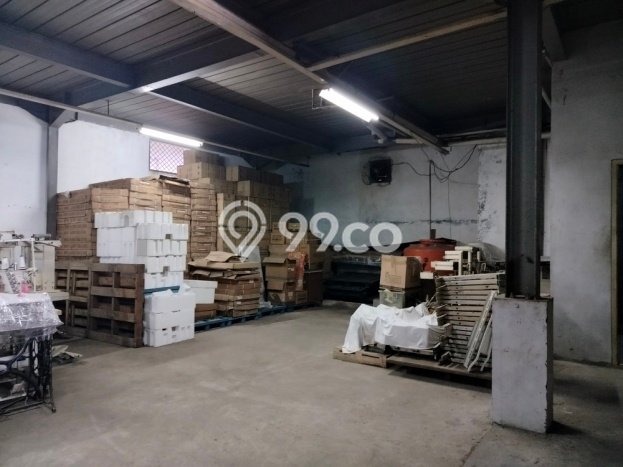 Unit Gudang Dijual di Jakarta Timur LT 649m2 & LB 560m2 Unit Gudang Dijual di Jakarta Timur LT 649m2 & LB 560m2