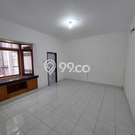 FOR RENT! Ruko di Jelambar Cocok untuk Bisnis 200m2 FOR RENT! Ruko di Jelambar Cocok untuk Bisnis 200m2