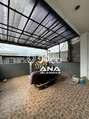 Ruko Bagus Dijual LB 120m2 Lokasi Strategis Jakarta Barat Area Cocok untuk Berbisnis Ruko Bagus Dijual LB 120m2 Lokasi Strategis Jakarta Barat Area Cocok untuk Berbisnis