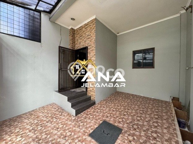 Ruko Bagus Dijual LB 120m2 Lokasi Strategis Jakarta Barat Area Cocok untuk Berbisnis Ruko Bagus Dijual LB 120m2 Lokasi Strategis Jakarta Barat Area Cocok untuk Berbisnis